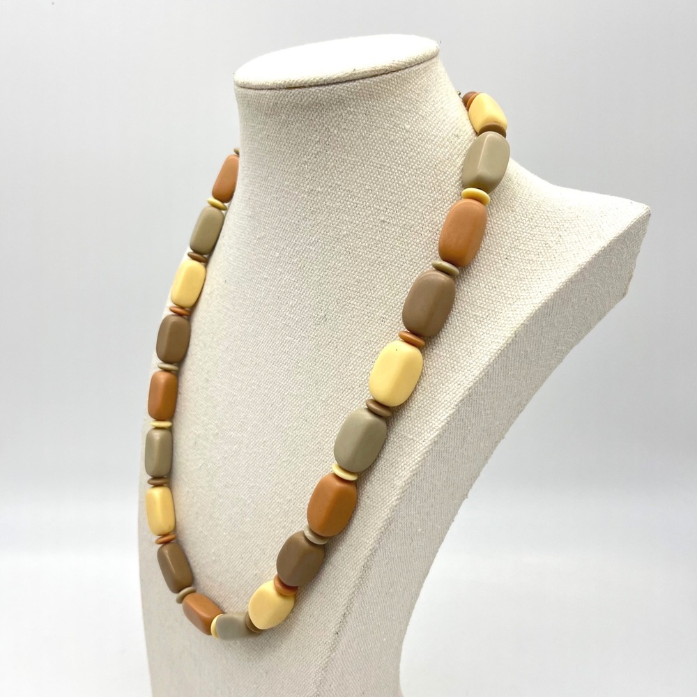 Napier Chunky Bead Necklace Earth Tones Statement Toggle Clasp - Picture 2 of 5